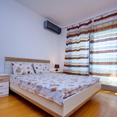 Apartment Dobrota Kotor Exterior foto